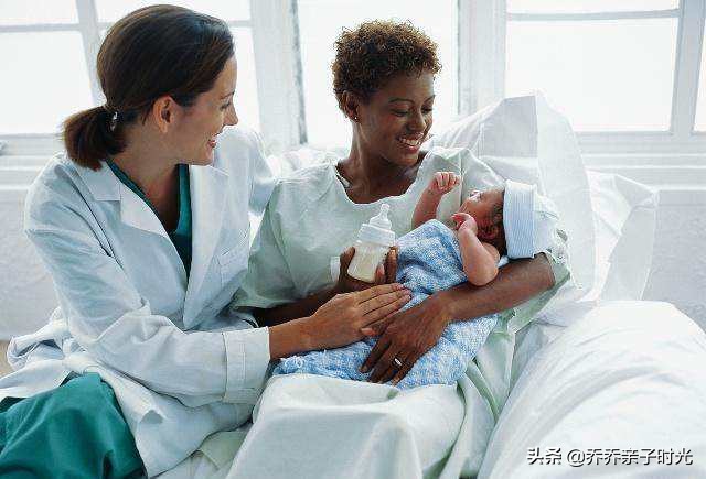 生宝宝前面对“刮毛”尴尬至极，知道答案后欣然接受