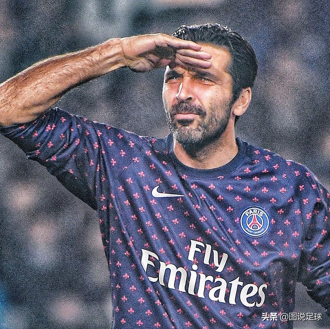 门神布冯回归球队,传奇门将布冯扑救完整版