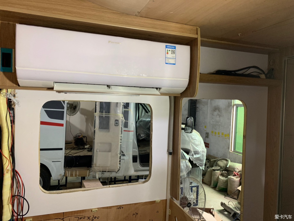 2.0t发动机搭载爱信8at变速箱suv,3.0t柴油v6发动机8at变速箱的车