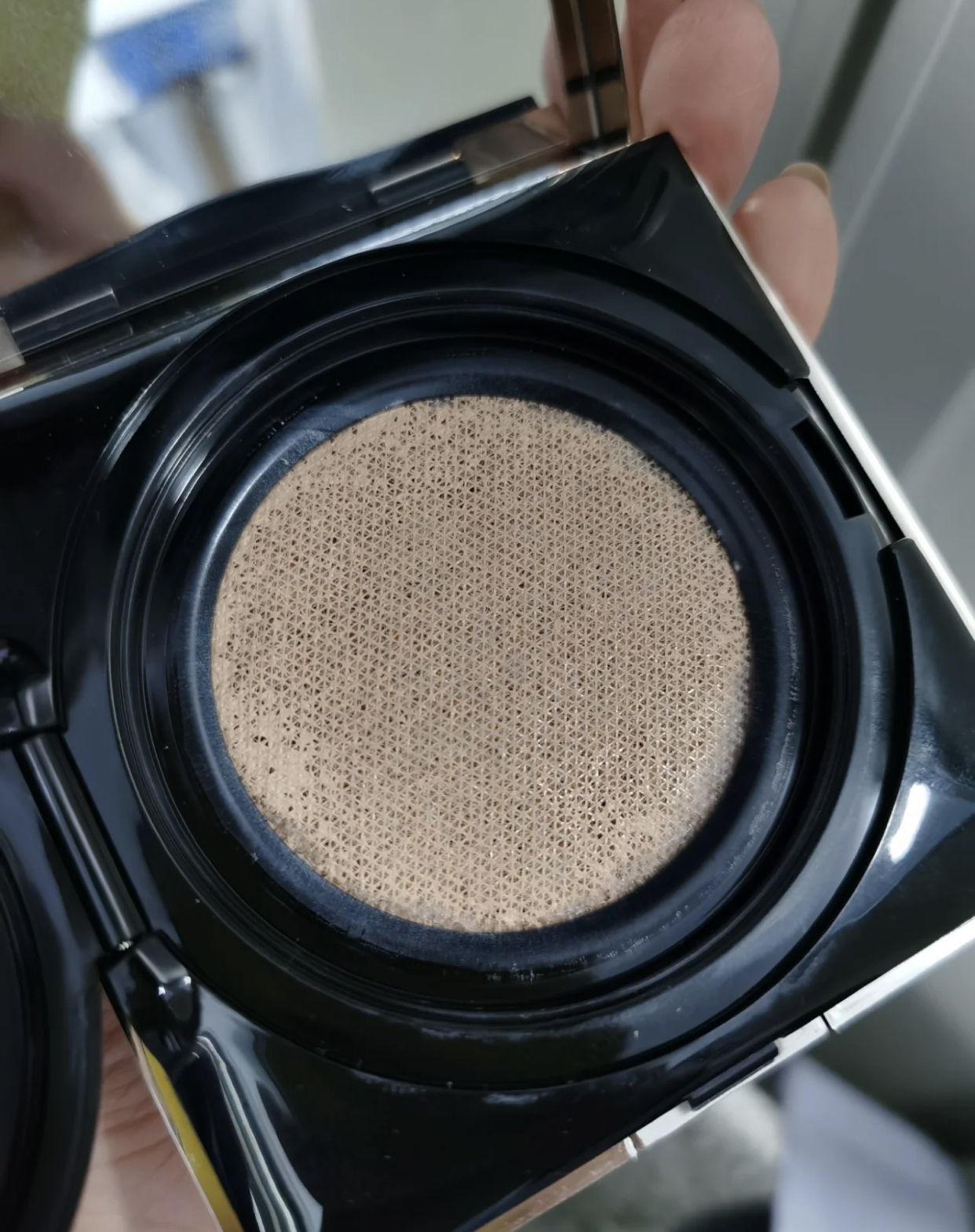 cpb气垫和兰蔻菁纯气垫哪个好,ysl干皮遮瑕效果好的粉底