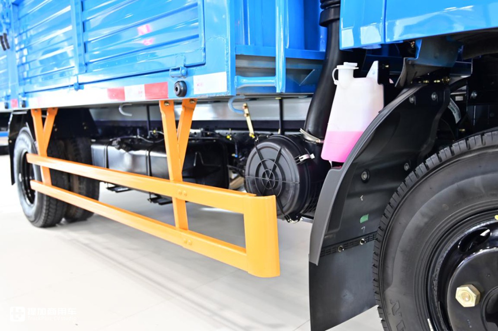 五十铃江铃凯运宽体,江铃凯运和五十铃轻卡区别