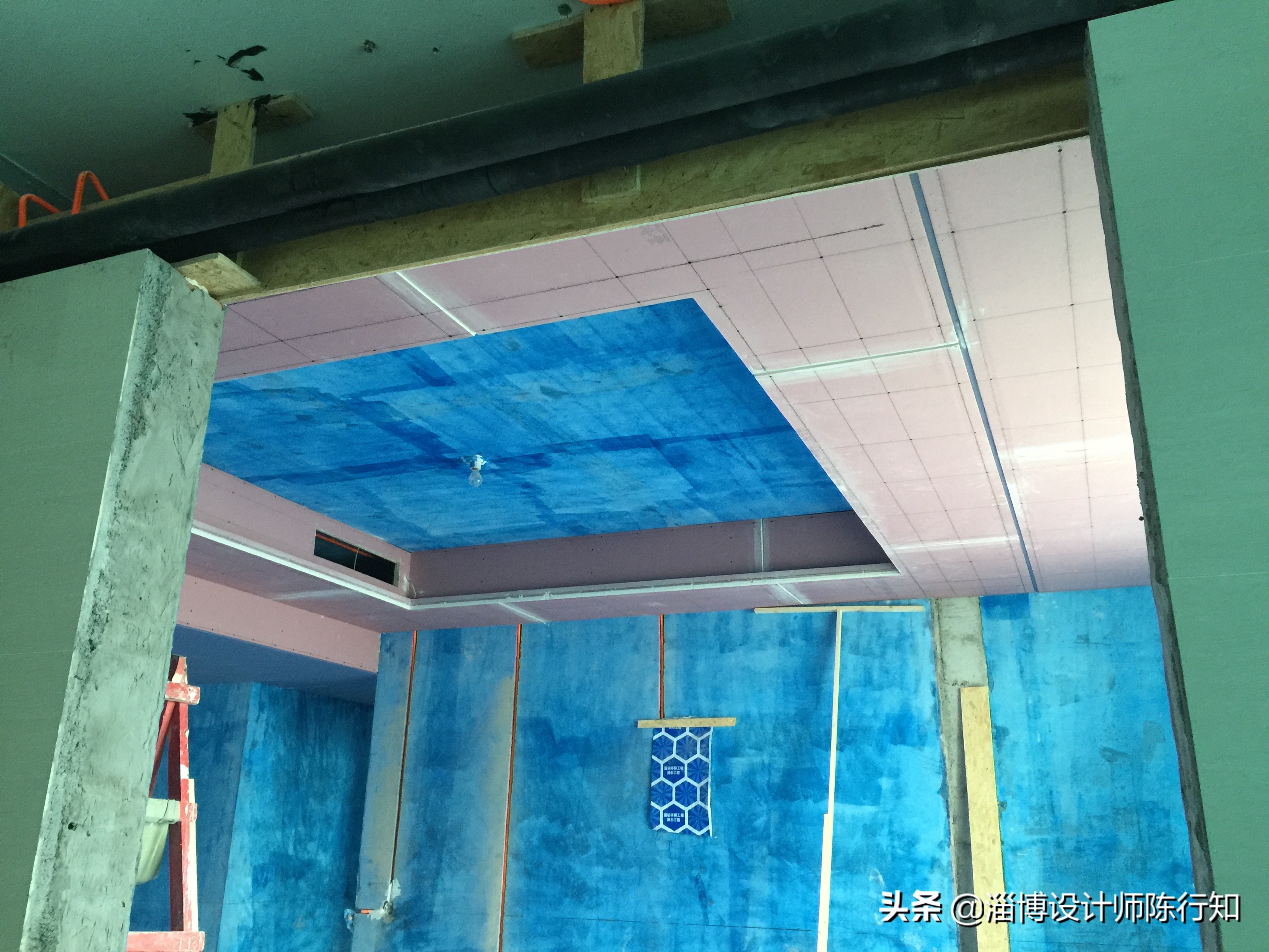 木龙骨与轻钢龙骨哪个更容易开裂,轻钢龙骨注意事项