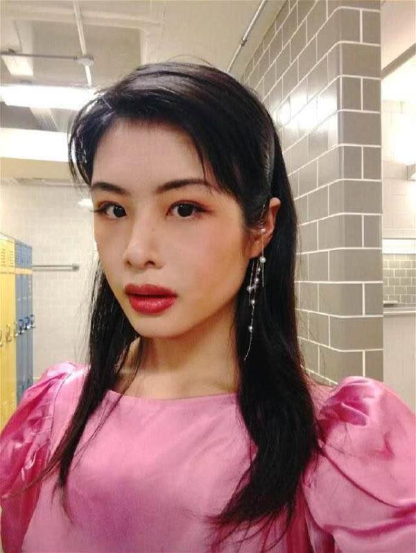 从许可馨事件看一个人的三观,许可馨现在过得很好吗