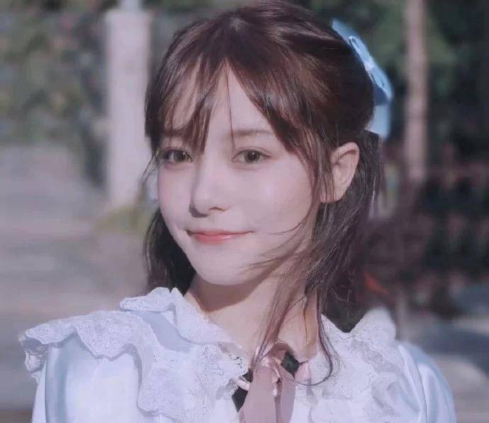 新手化妆修颜教程,化妆的正确顺序轻松搞定一个妆容