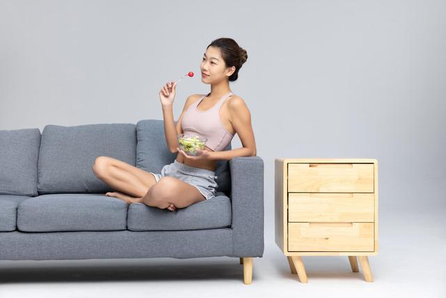 为什么一运动就放屁还很臭,为什么一运动就像放屁