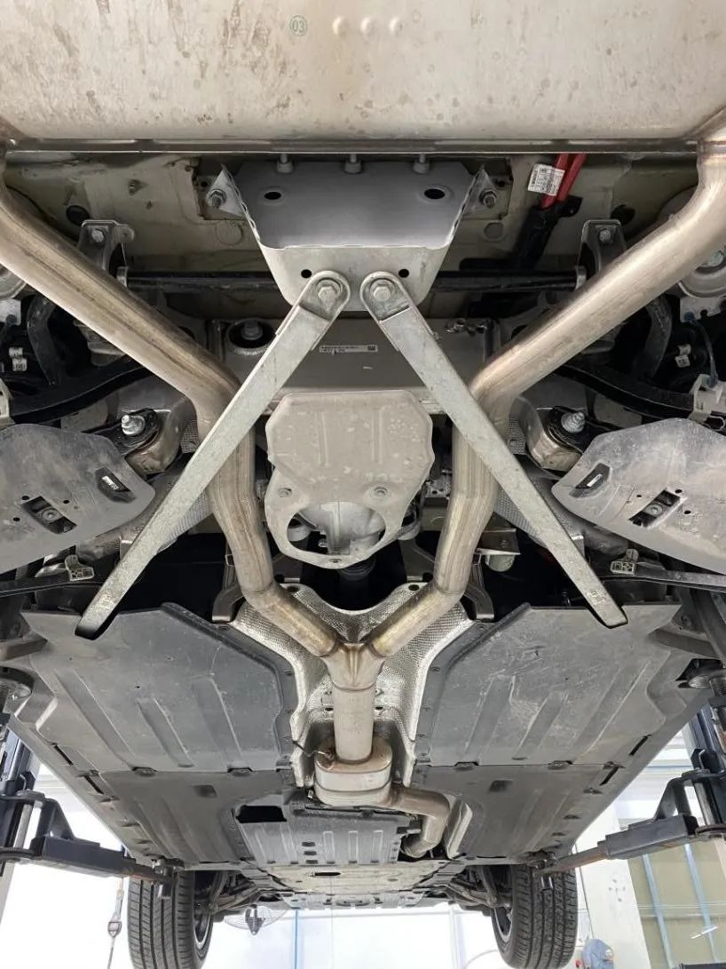 宝马原厂全天候脚垫用久了发白吗,宝马原厂全天候脚垫5系