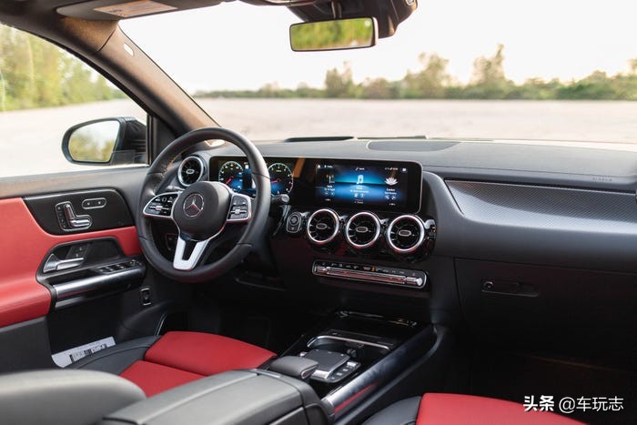 奔驰glasuv2024款试驾评测,2019奔驰gla250suv价格