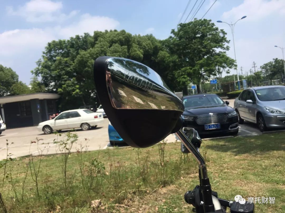 雅马哈巡鹰125跟铃木uy125哪个好,雅马哈巡鹰125和铃木uy125对比