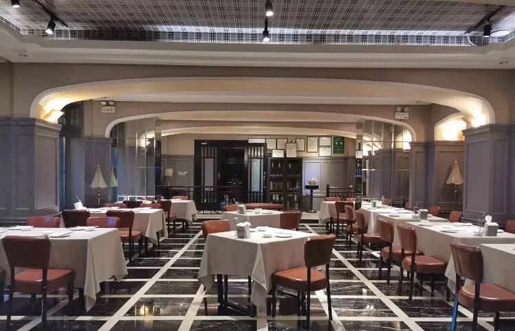 24小时丨吃饱喝足，我醉在了昆明的小夜风里