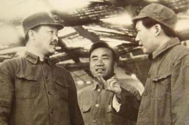 解放战争轰轰烈烈，为何贺龙却“销声匿迹”，授衔时仍成十大元帅