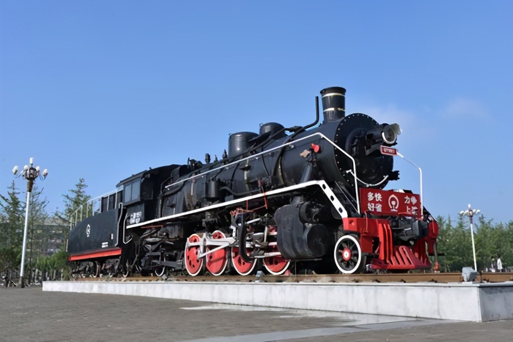 河南高铁乘务专业最好学院,在高铁上课