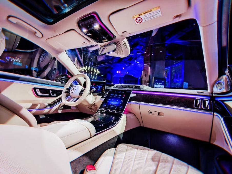 全新奔驰S级导购：89.98万的丐版很香，但我不建议你入手？