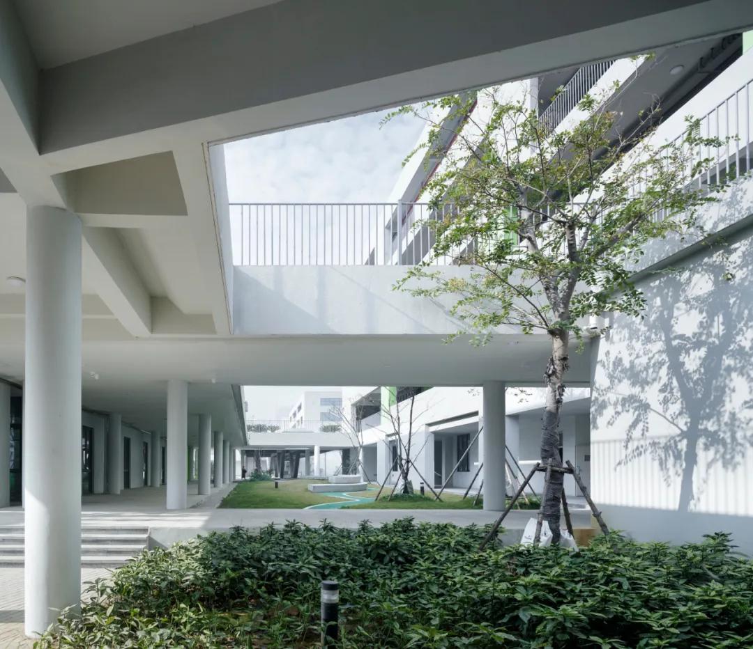 宁波杭州湾滨海小学后勤招聘,宁波杭州湾滨海小学学费