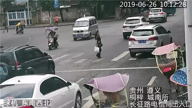 机动车未礼让行人最新曝光台,不礼让行人要车主去处理吗