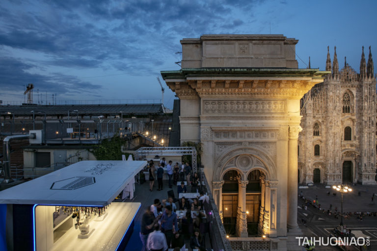 花式调酒师这个行业发展趋势,调酒师会被人工智能所取代吗