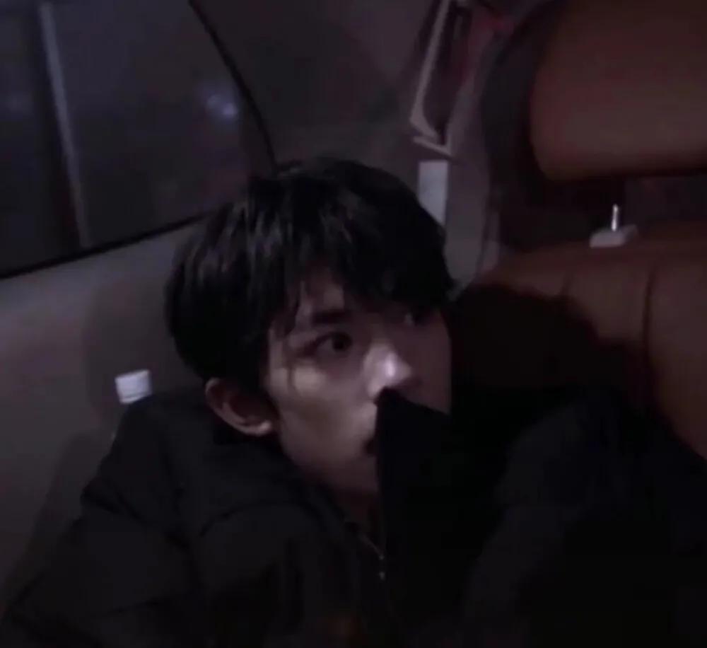 找好看高清的爱豆头像,那些爱豆头像都是在哪来的