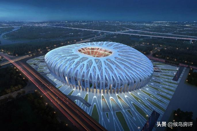 上海八万人足球场,成都八万人专业足球场