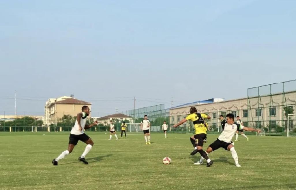 中甲主帅辞职,中甲辽宁铁人2-0战胜苏州东吴