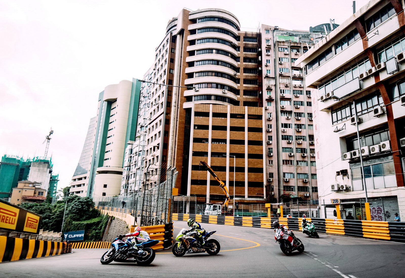 2018澳门格兰披治摩托车比赛,2015澳门格兰披治大赛官网