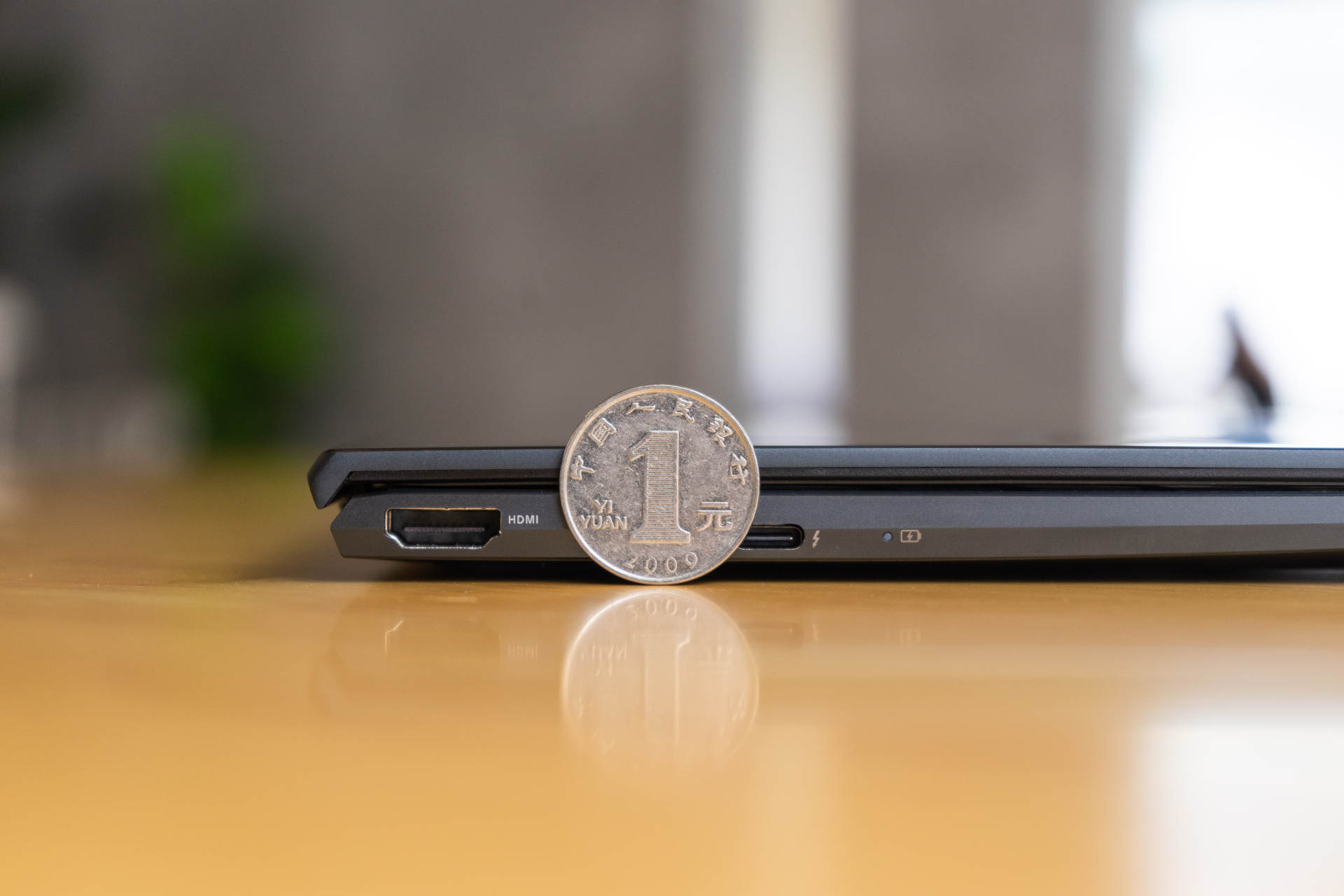 轻薄本选联想还是选华硕好,华硕和联想笔记本推荐