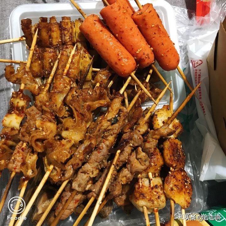 在东北吃饭是一种什么体验,跟东北人吃饭是什么体验