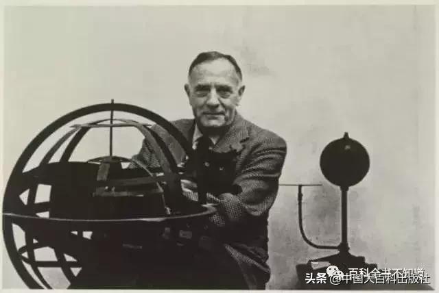 孤独摄影师寒山,孤独摄影师图片