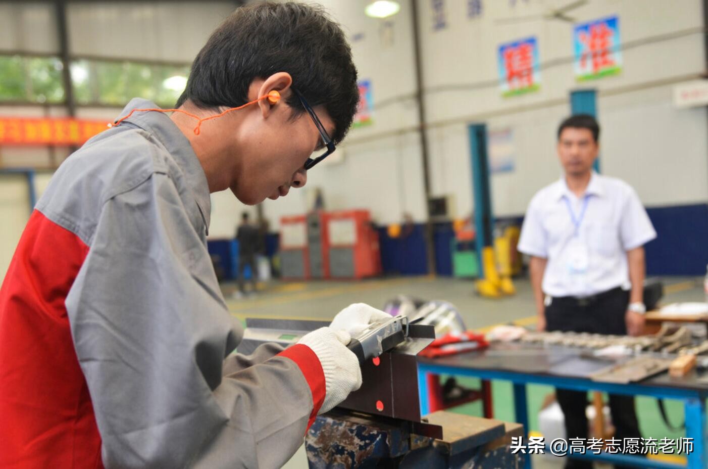 读职高升学班好还是职高3+2好,考不上高中读职高好还是3+2好