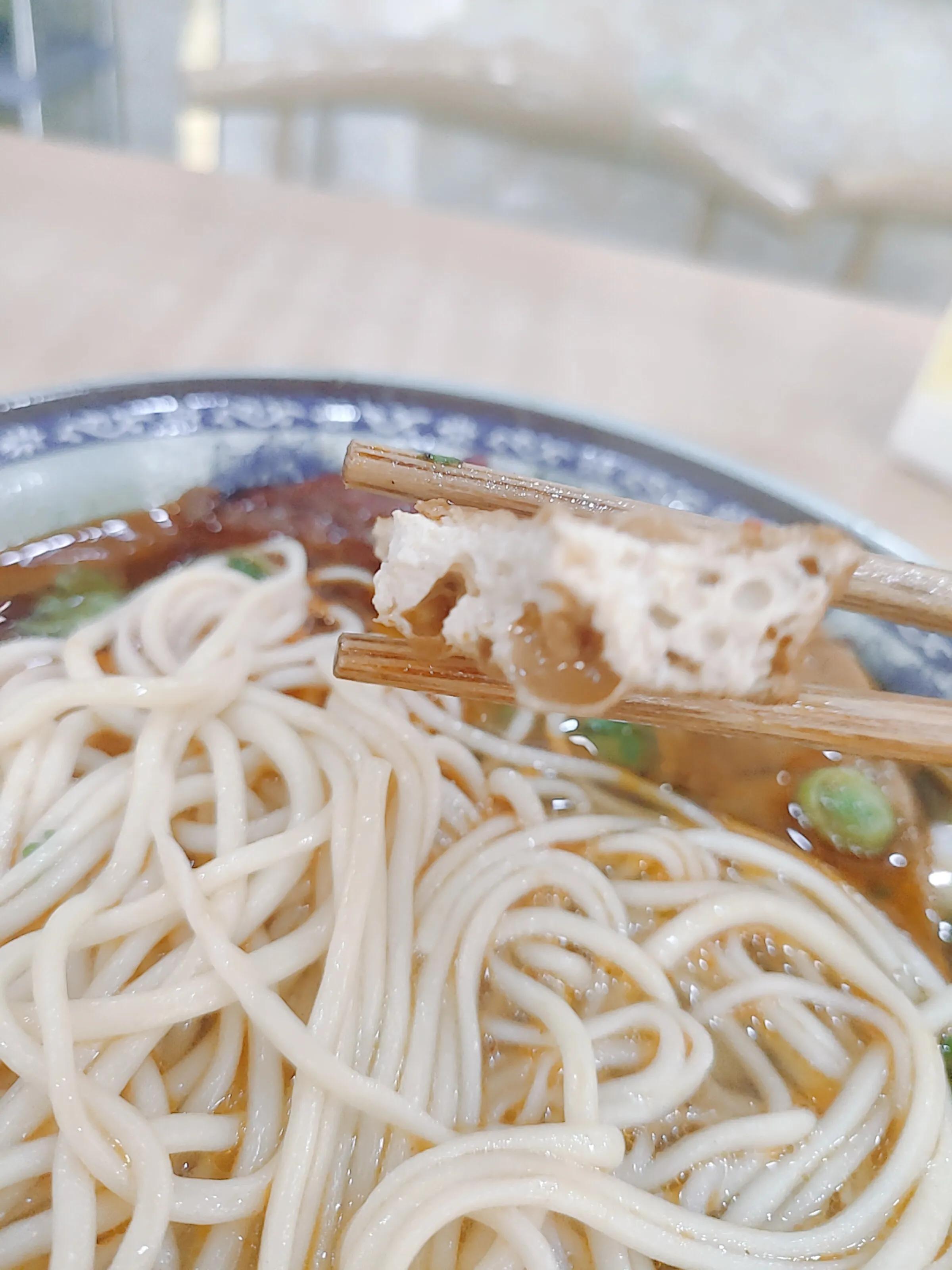 史河路与潜山路交叉口面馆,史河路牛气冲天面馆