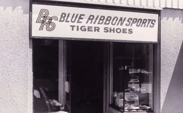 nike起家故事,nike发展励志故事