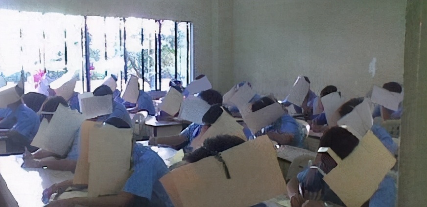 “如果这群女混混*攻围**我,我会舌战群儒!”你会怎样脱困?