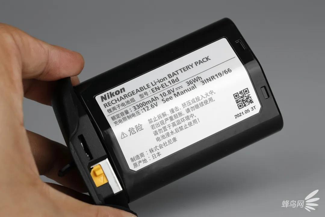 尼康z9旗舰相机详细评测,尼康z9机身的无损变焦功能