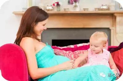 想生个聪明宝宝吃什么最好,孕期反应大说明孩子调皮