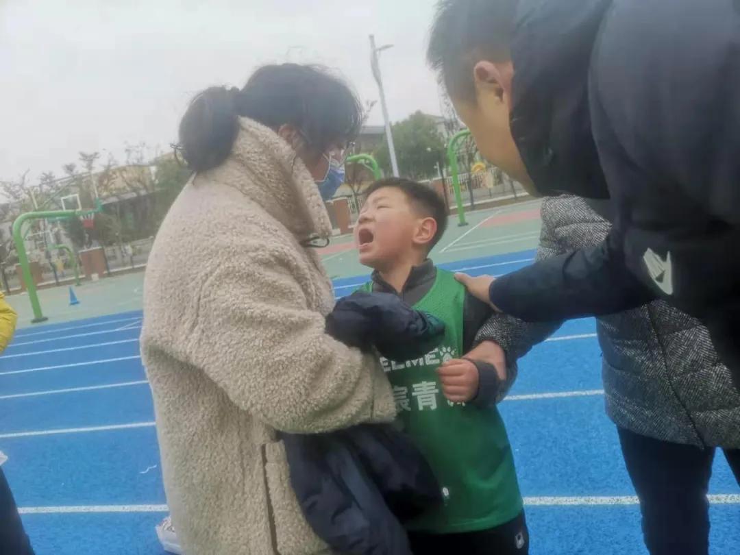 魅力足球绿荫筑梦,魅力足球描绘梦想