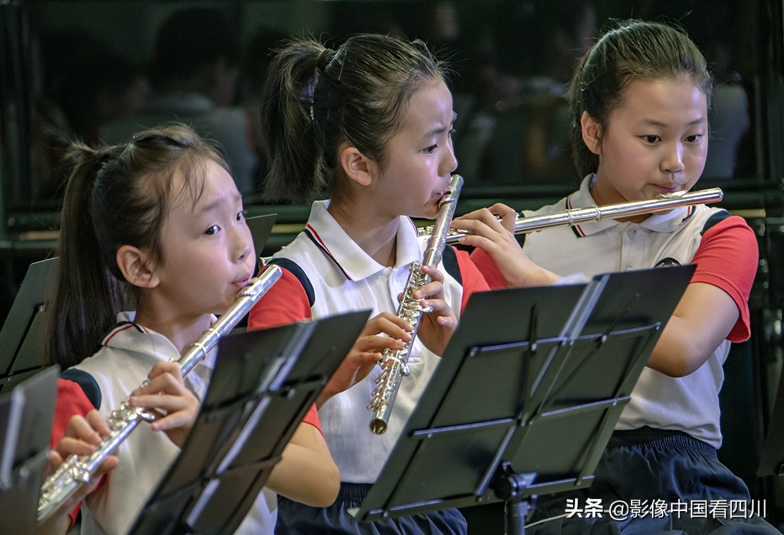 成都市西一路小学庆祝六一,彭山区实验小学六一庆典活动