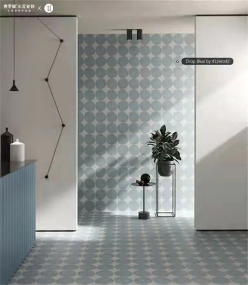 引进两大国际顶尖设计师品牌，费罗娜携Plus+新店态闪耀“回城”