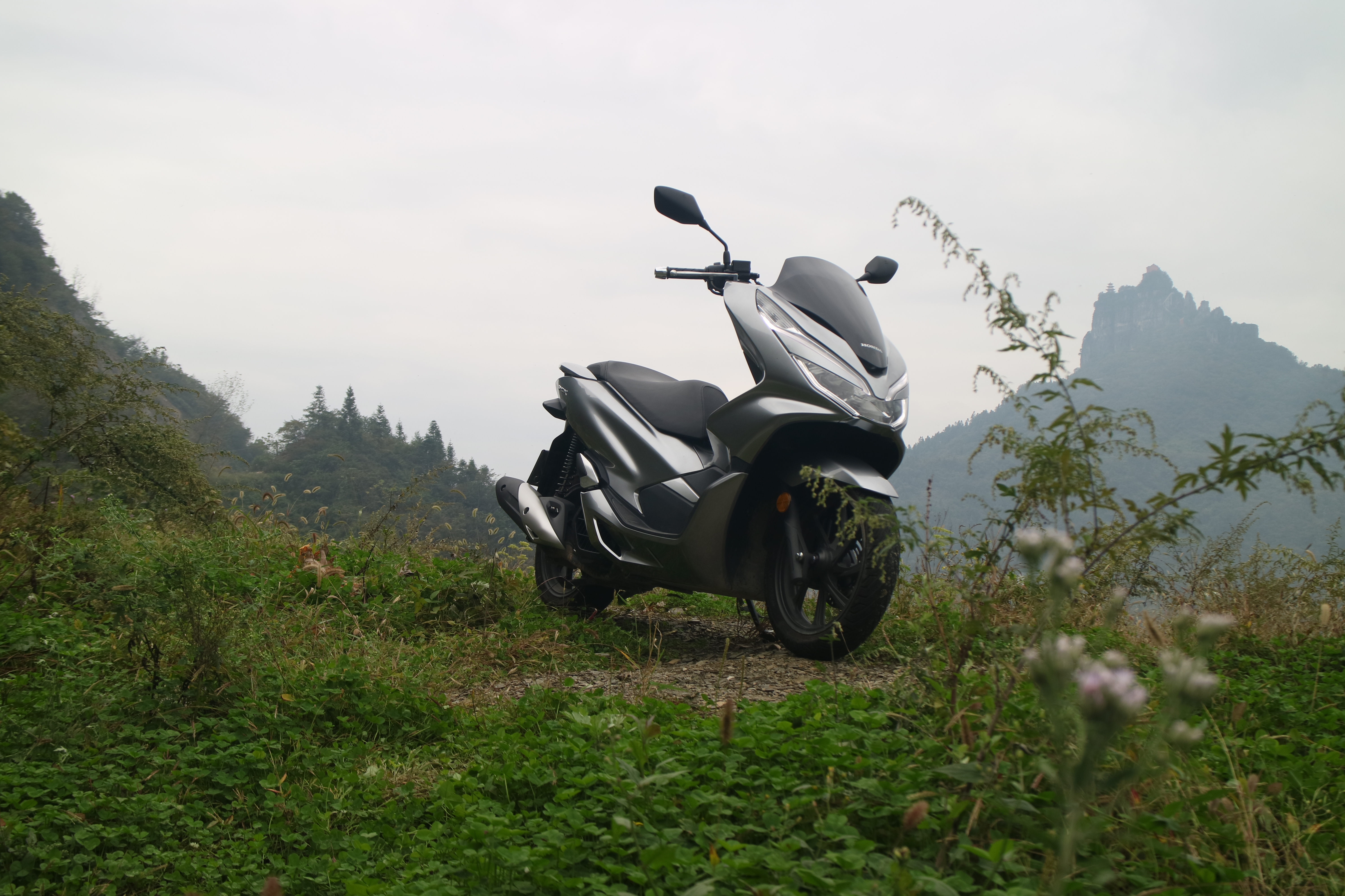 荆州古城游记视频,五羊本田pcx150国产的好不好