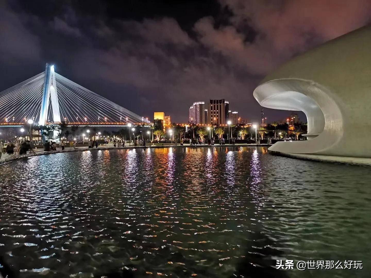 海口云洞图书馆向公众开放图片,海口云洞图书馆图片