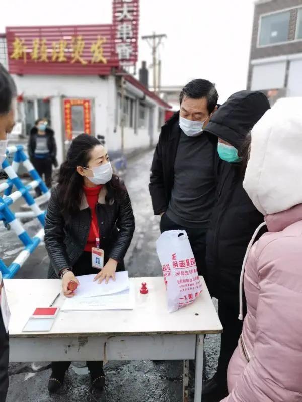 汇聚全民战“疫”的强大力量｜社区工作者