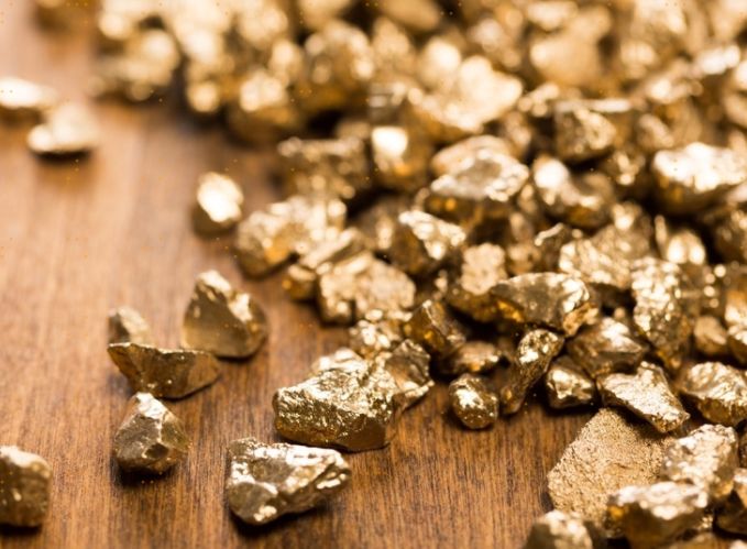 多少金矿石能提炼出一克黄金,一吨金矿能提炼出多少克黄金