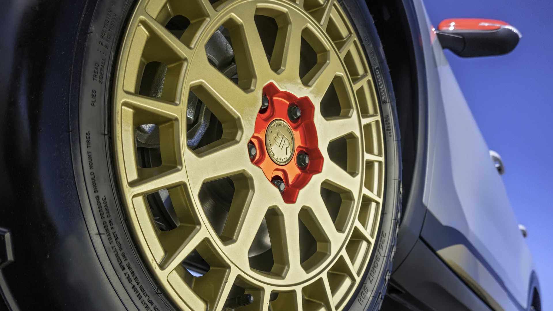 起亚laminatedt5,起亚cross这车咋样