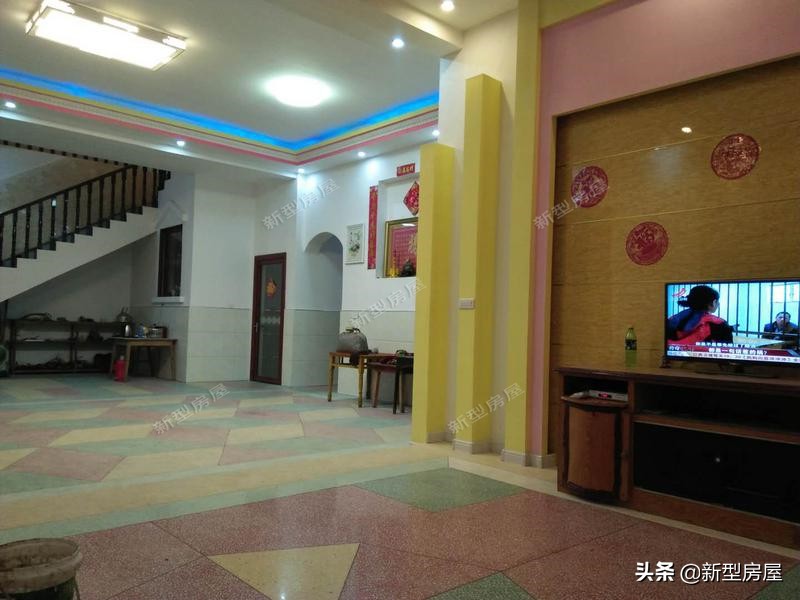 农村自建房水磨石好还是贴瓷砖好,自建房是水磨石好还是贴瓷砖好