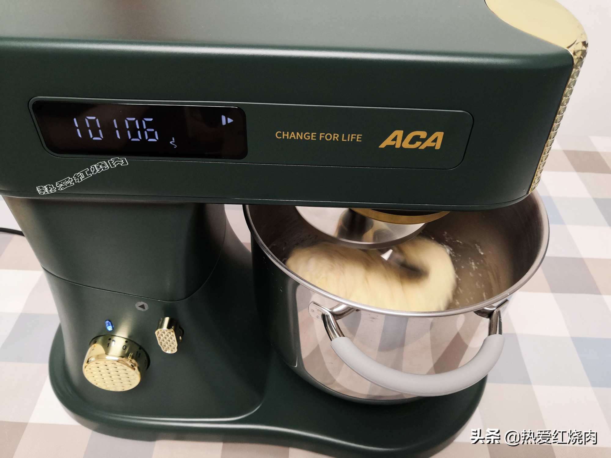 吃起来有韧劲的肉松面包,吃一口就忘不掉的肉松面包