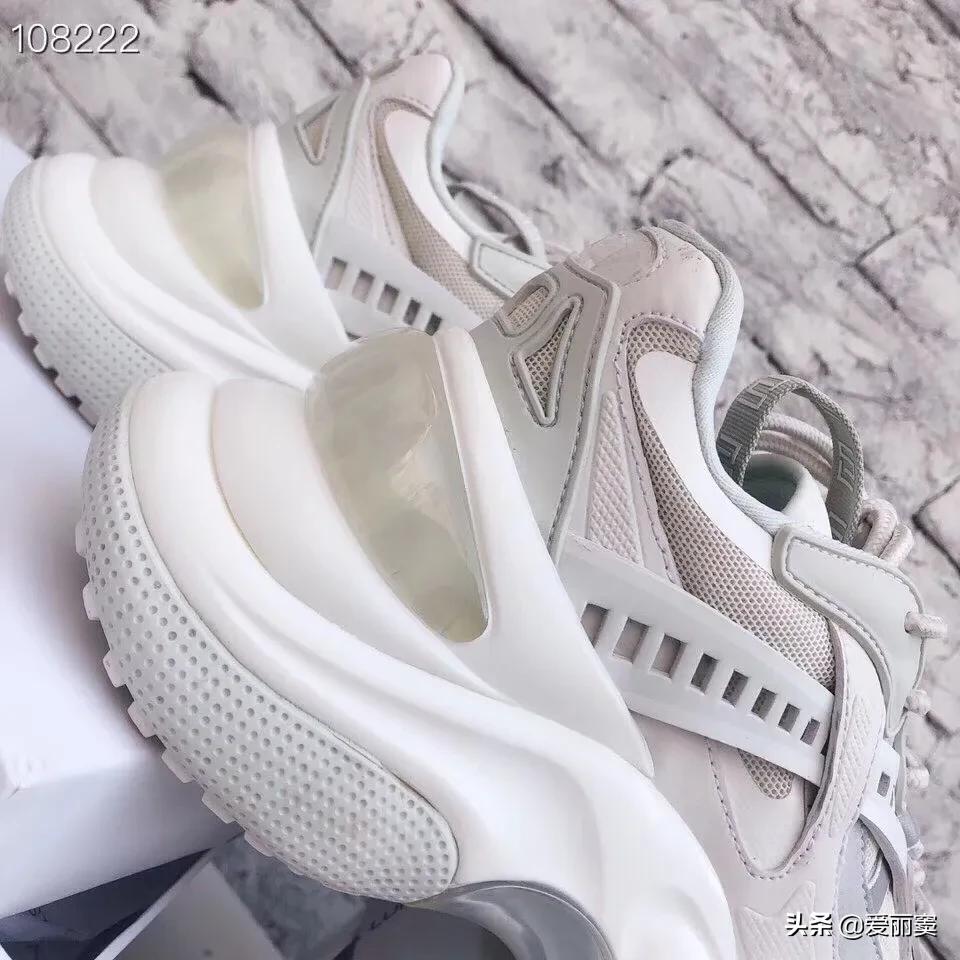 stellaluna春季新款跑步鞋,stellaluna女鞋春季新款老爹鞋