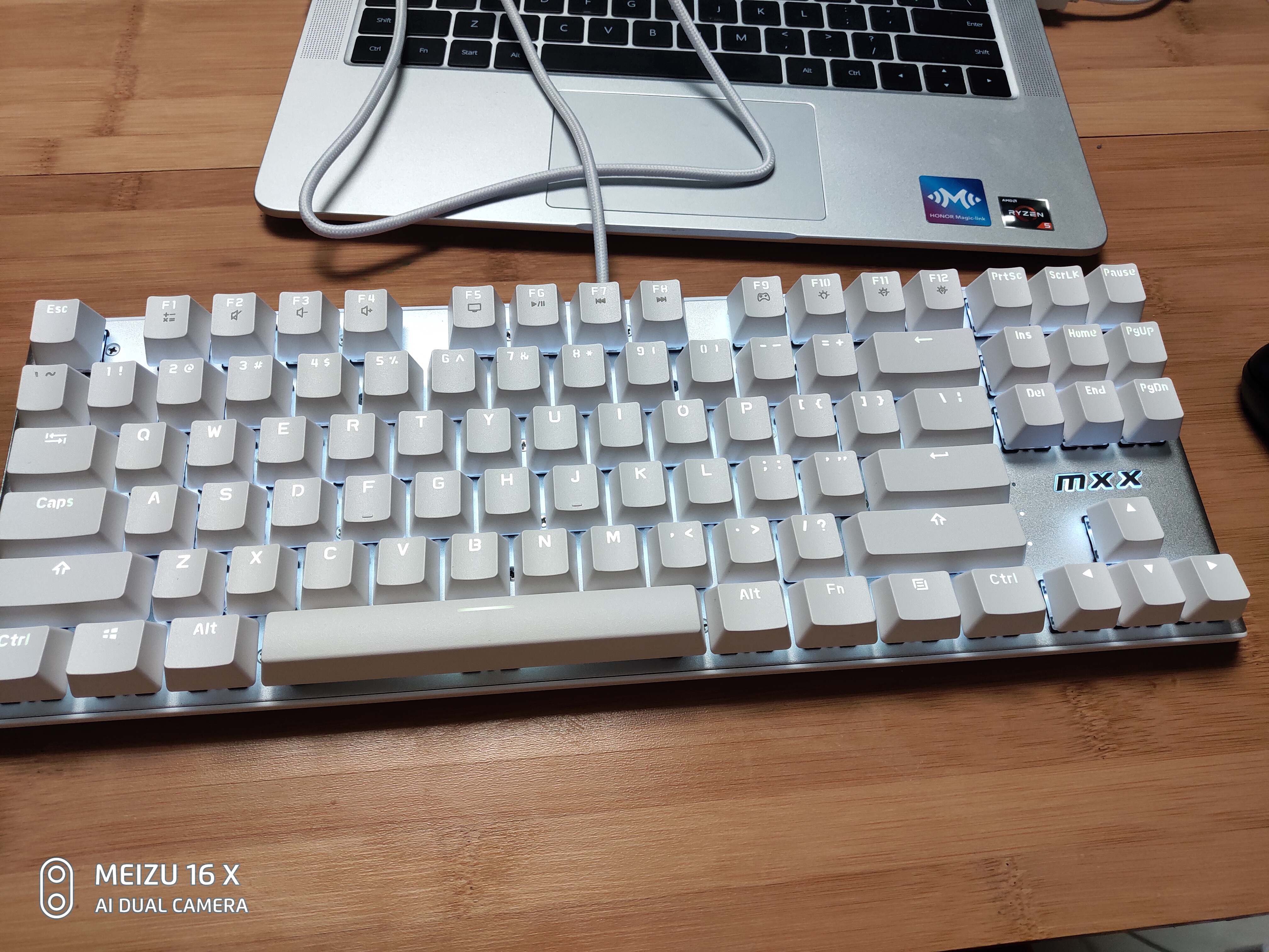 樱桃mx2.0和mx3.0键盘有什么区别,樱桃2.0机械键盘和罗技k845哪个好