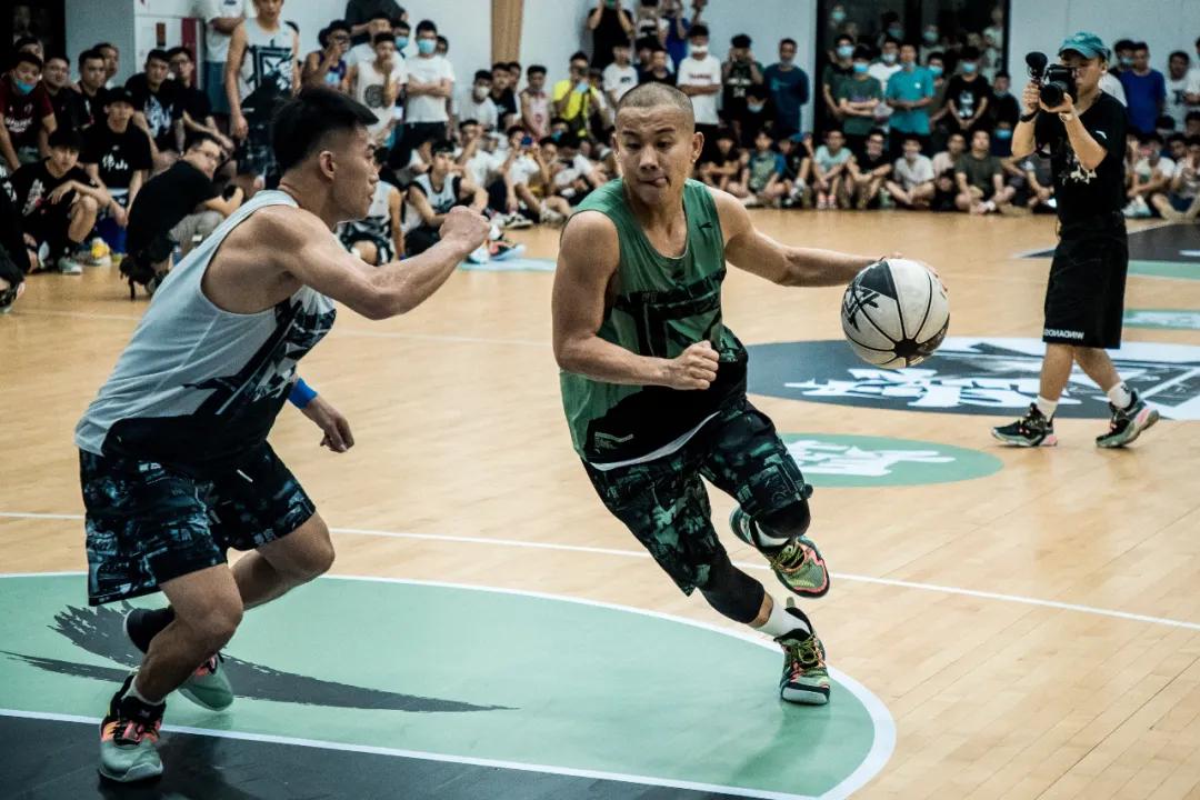 无论是打球还是穿鞋,你都「要疯」一点|KVSN众测