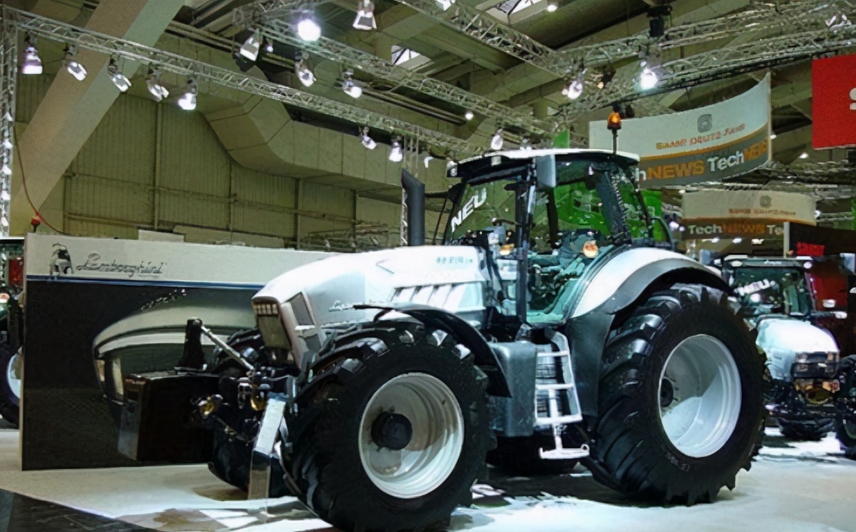 法拉利创始人与农民,法拉利的一生劲敌