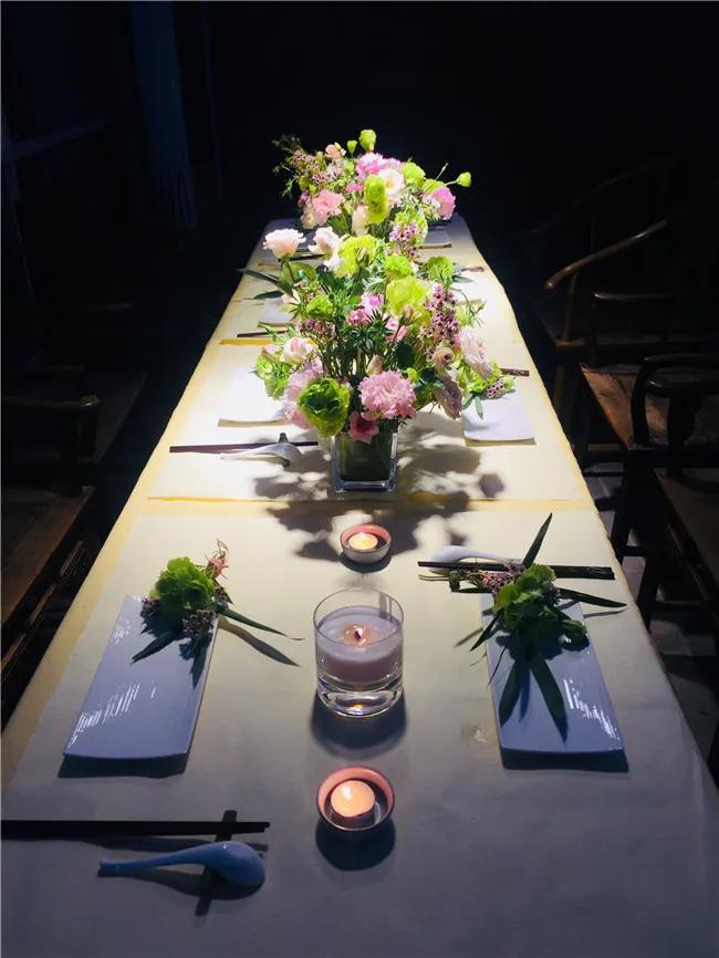 服装设计+花艺设计，只爱百分百纯天然