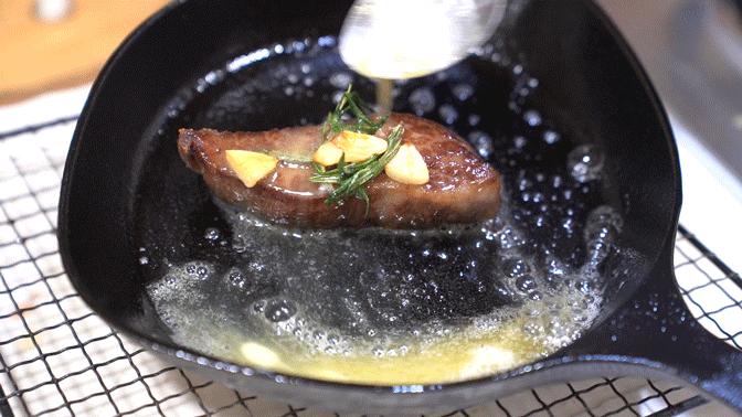 煎牛排时黄油炸到身上怎么办,煎牛排香料总是一煎就糊