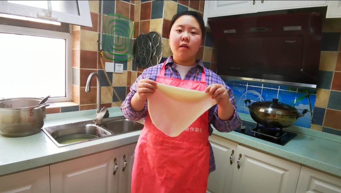 凉皮发粘干裂,为什么自己在家做凉皮总是裂开