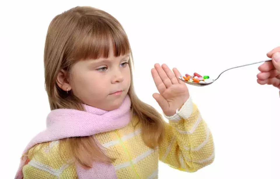 阿奇霉素为啥吃3天停几天,阿奇霉素吃3天停2天会怎么样